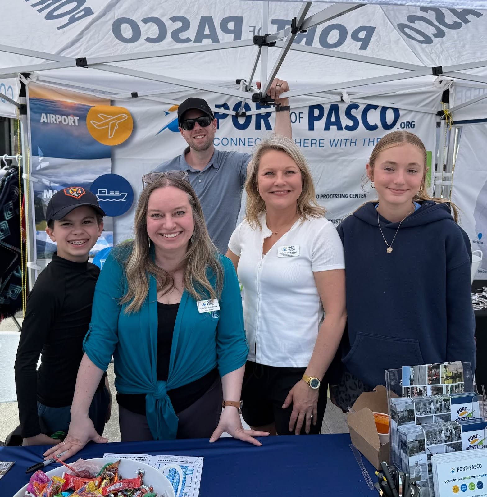 Port of Pasco staff and families at a community outreach booth